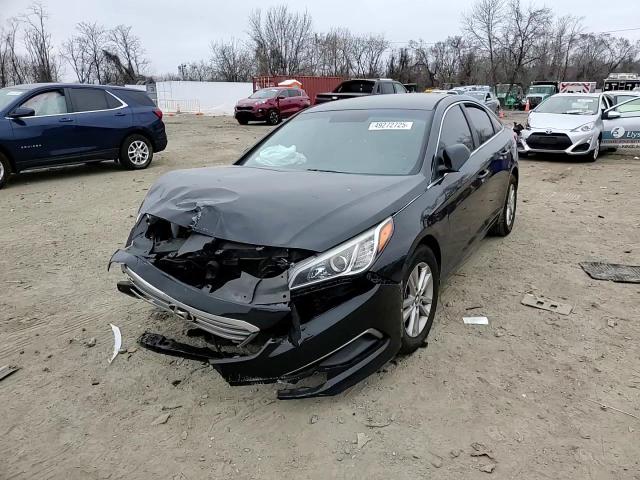 2015 Hyundai Sonata - Image 11