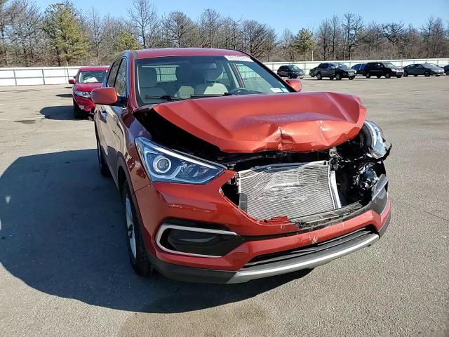 2017 Hyundai Santa Fe - Image 12