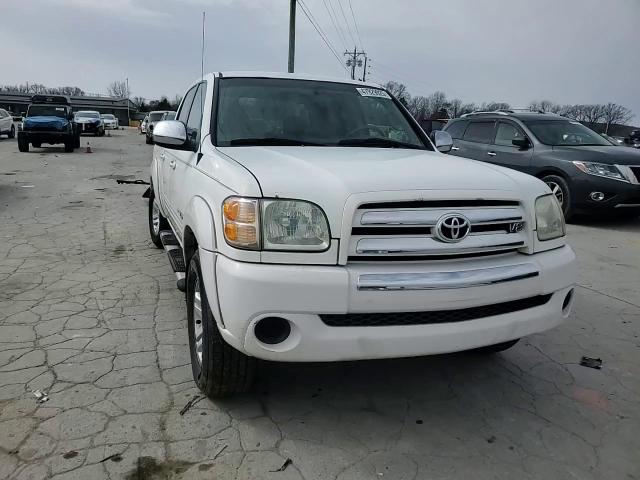 2004 Toyota Tundra - Image 10