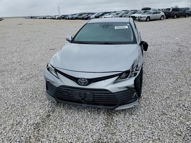 2021 Toyota Camry - Image 10