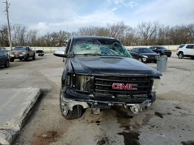 2011 GMC Sierra - Image 10