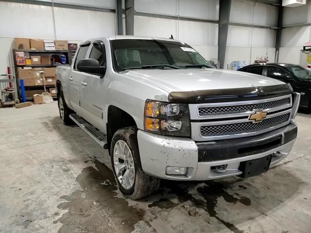 2012 Chevrolet Silverado - Image 11