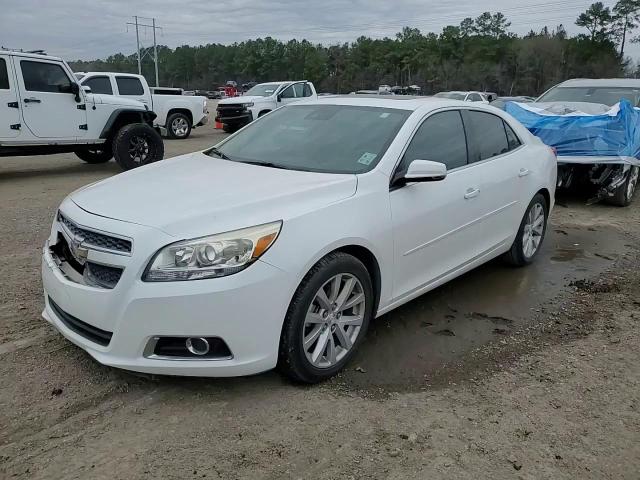 2013 Chevrolet Malibu - Image 11