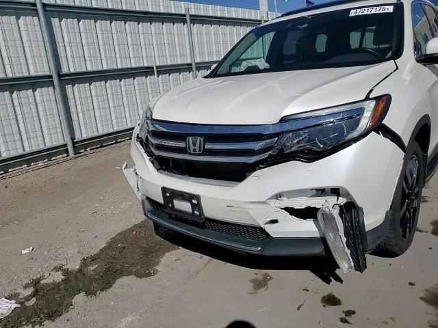 2017 Honda Pilot - Image 15
