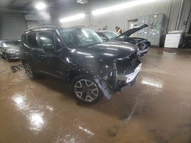2015 Jeep Renegade - Image 14