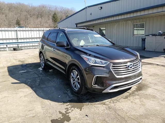 2017 Hyundai Santa Fe - Image 14