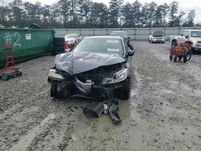 2017 Honda Accord - Image 13