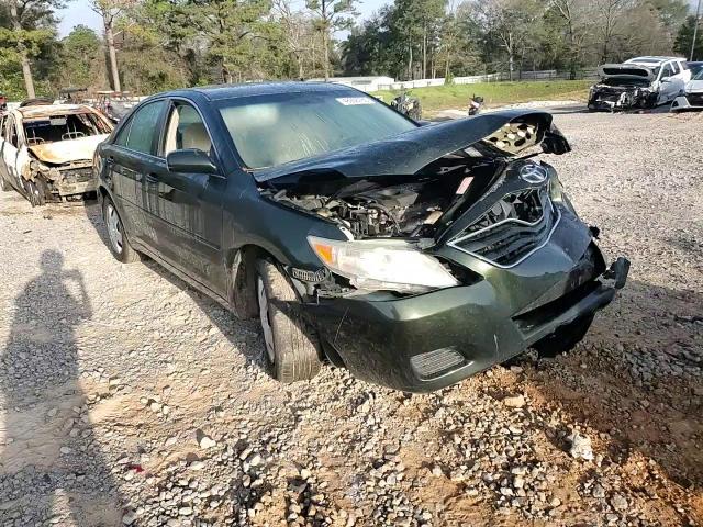 2011 Toyota Camry - Image 11