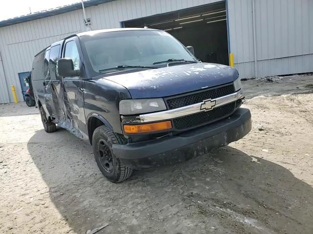 2012 GMC Savana - Image 11