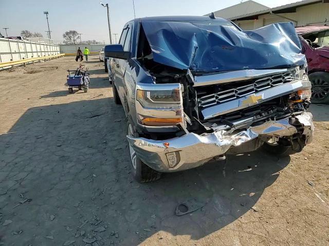 2017 Chevrolet Silverado - Image 11