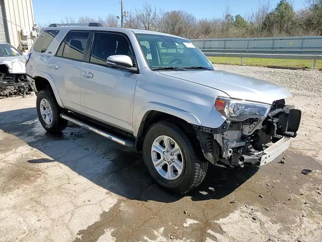 2021 Toyota 4Runner - Image 15