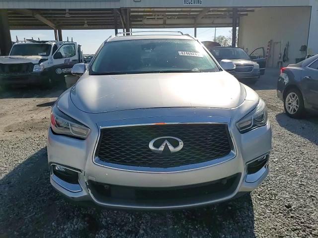2017 Infiniti QX60 - Image 14