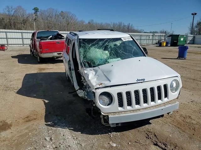 2016 Jeep Liberty (Patriot) - Image 10