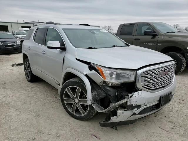 2019 GMC Acadia - Image 12