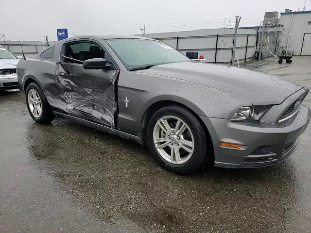 2013 Ford Mustang - Image 11