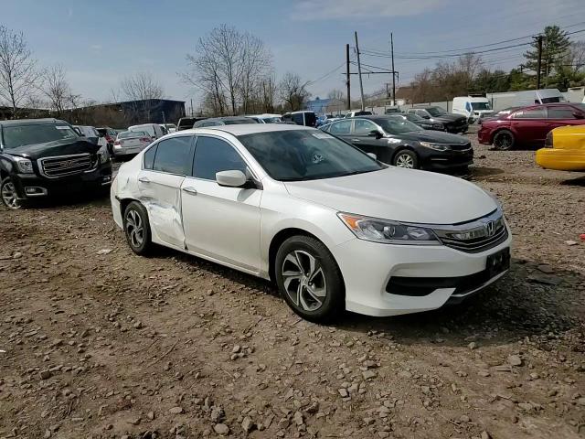 2017 Honda Accord - Image 11