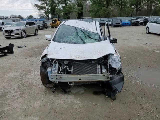 2018 Nissan Versa - Image 11