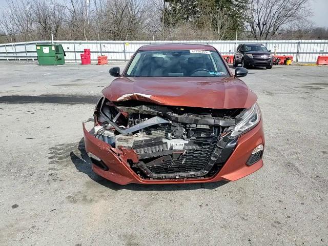 2020 Nissan Altima - Image 11
