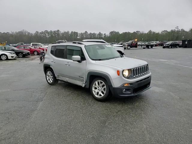 2015 Jeep Renegade - Image 15