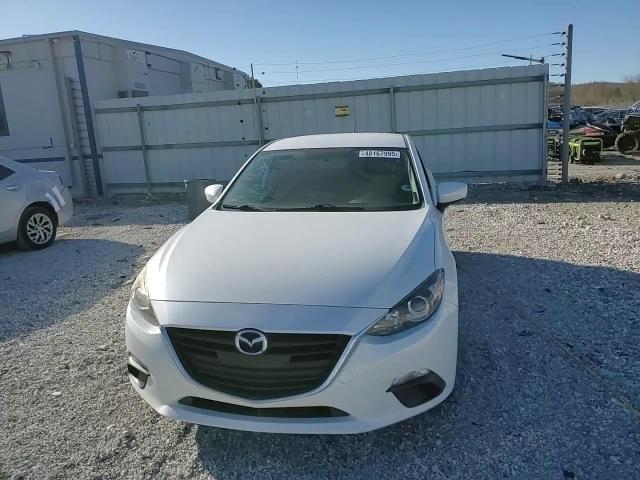 2016 Mazda 3 - Image 10