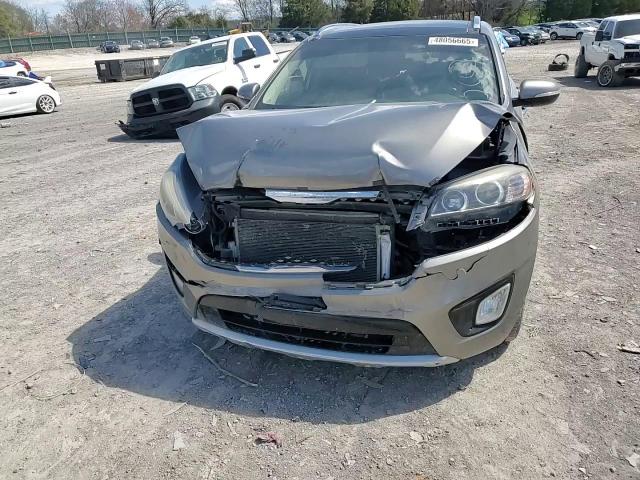 2016 Kia Sorento - Image 11