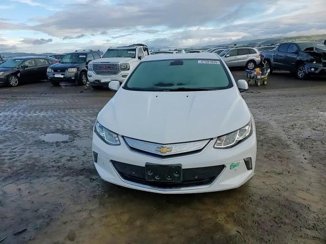2016 Chevrolet Volt - Image 11