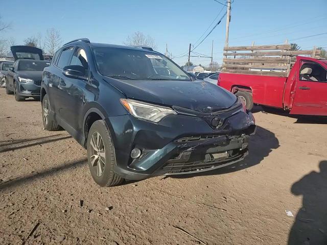 2017 Toyota RAV 4 - Image 12