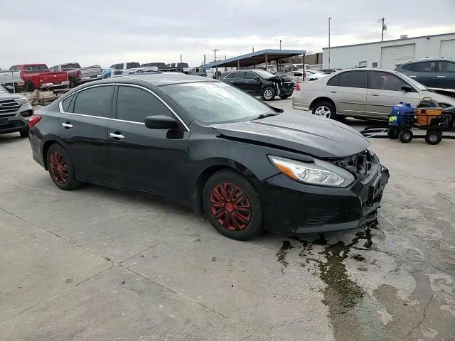2017 Nissan Altima - Image 10