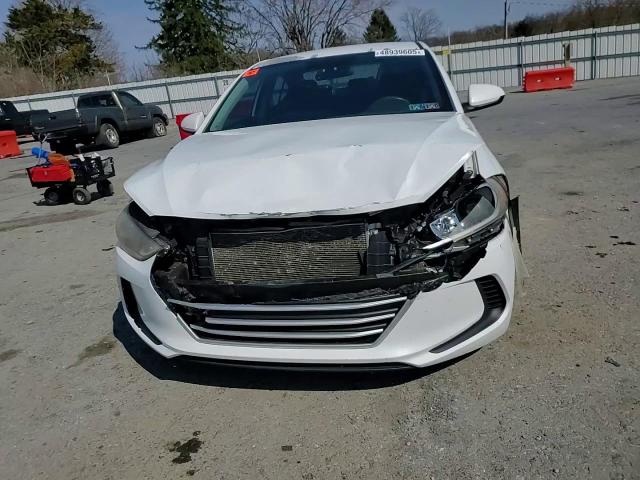 2018 Hyundai Elantra - Image 10