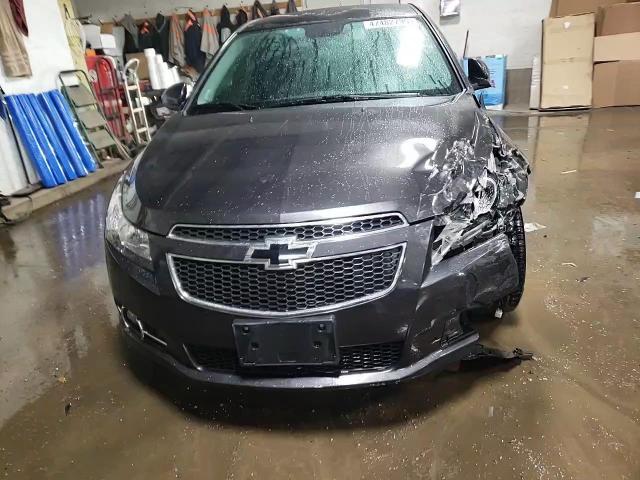 2014 Chevrolet Cruze - Image 13
