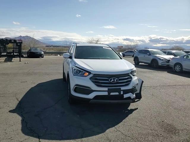2018 Hyundai Santa Fe - Image 12