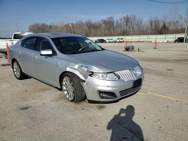 2010 Lincoln MKS - Image 11