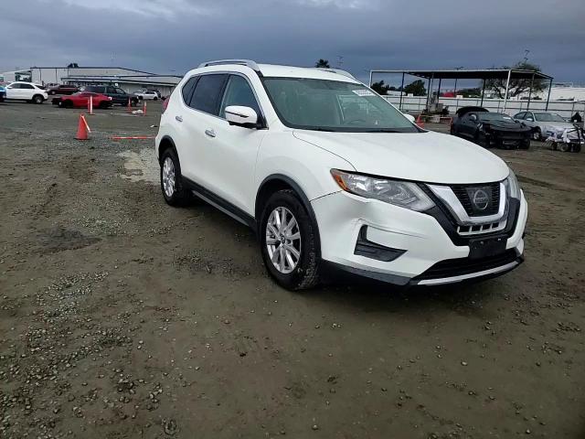 2017 Nissan Rogue - Image 12