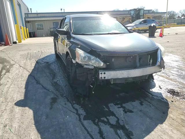 2013 Nissan Altima - Image 14