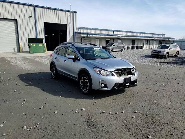 2016 Subaru XV - Image 12