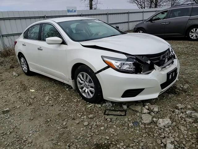 2016 Nissan Altima - Image 11