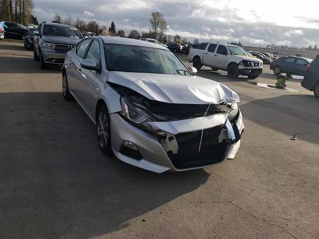 2020 Nissan Altima S VIN: 1N4BL4BVXLC258602 Lot: 49556045