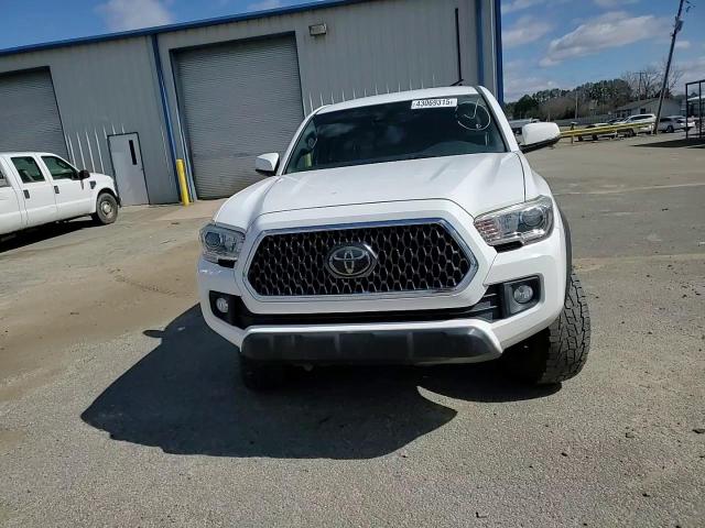 2018 Toyota Tacoma - Image 11