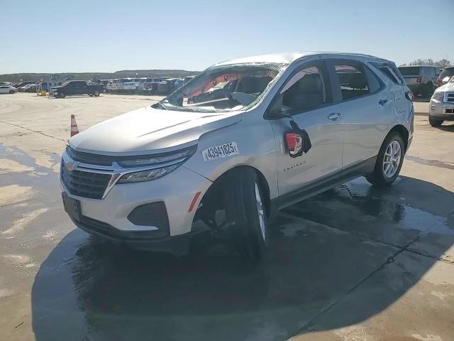 2022 Chevrolet Equinox - Image 12