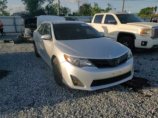 2013 Toyota Camry - Image 11