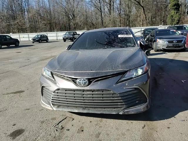 2023 Toyota Camry - Image 11