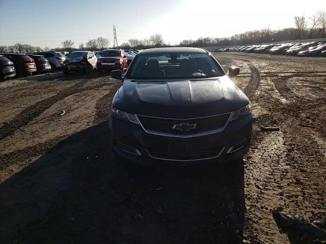 2015 Chevrolet Impala - Image 13
