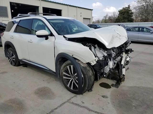 2023 Nissan Pathfinder - Image 11