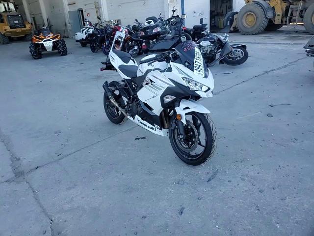2023 Kawasaki Ex400 VIN: JKAEXKH10PDAN3176 Lot: 49471635