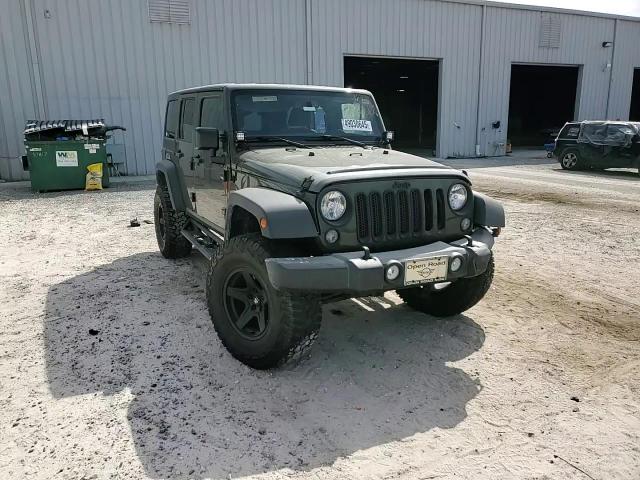 2015 Jeep Wrangler - Image 11