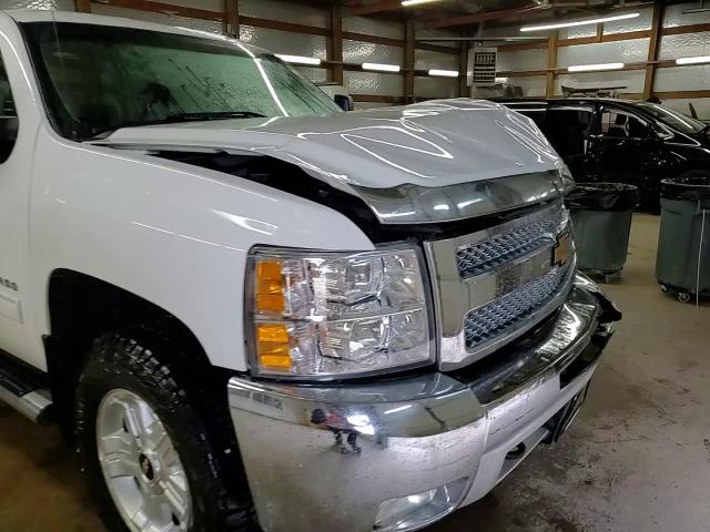 2013 Chevrolet Silverado - Image 13