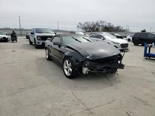 2006 Ford Mustang - Image 11
