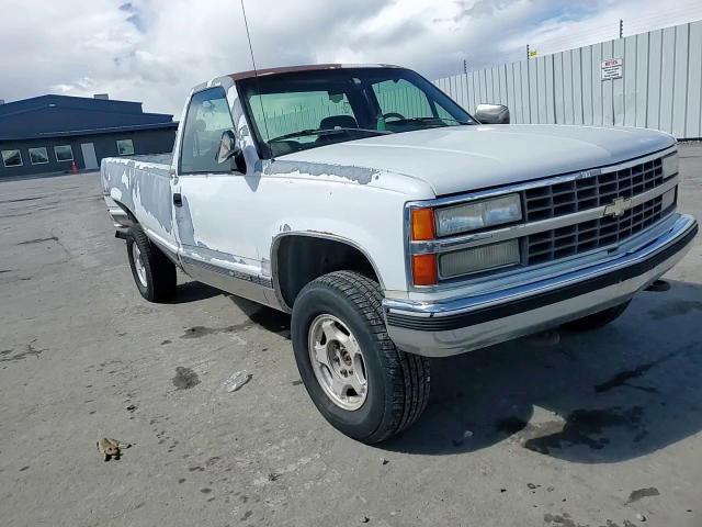 1993 Chevrolet GMT-400 - Image 11