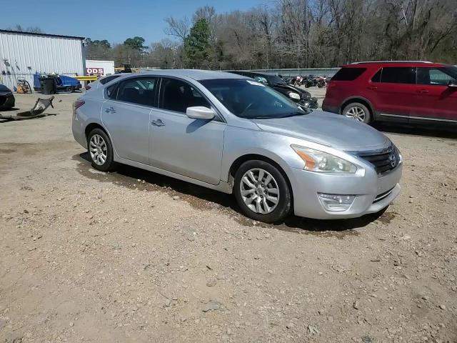 2015 Nissan Altima - Image 13