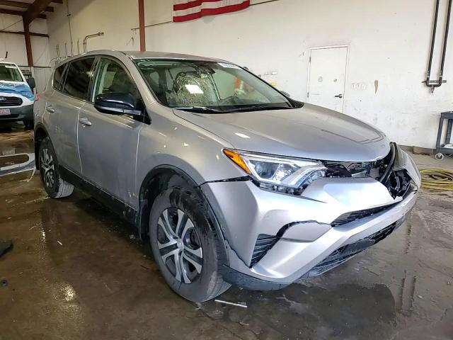 2018 Toyota RAV 4 - Image 14